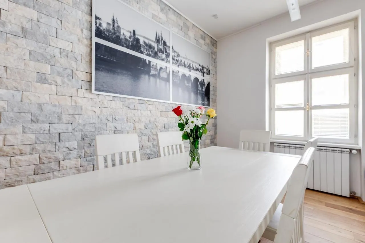 Apartment Luxury & Quiet Charming 2Bds Near River - Nek2Nd Prague